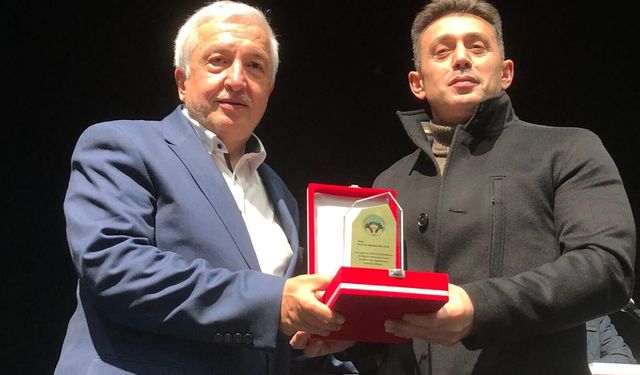 Prof. Dr. Mehmet Okuyan Trabzon’da Ramazan Sohbetlerinde Aile Vurgusu Yaptı