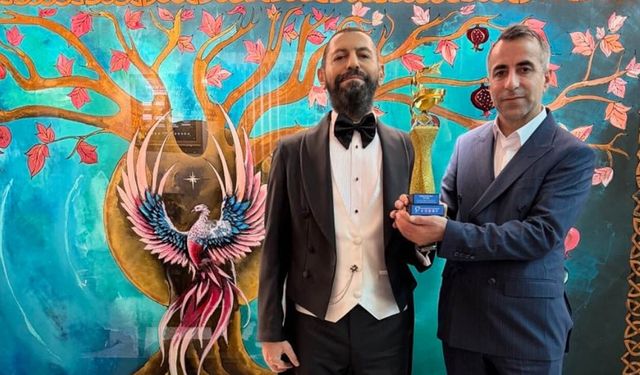 Akif Manaf’a İsveç’ten “Global Peace Prize” Ödülü