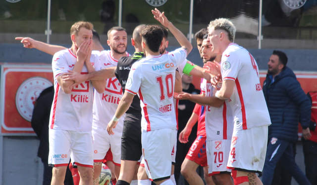 Sebat Gençlikspor Deplasmanda Yine Kaybetti! Tartışmalı Kırmızı Kart Maça Damga Vurdu