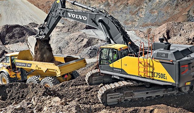 PALETLİ, KIRICILI, NAKLİYELİ VE OPERATÖRLÜ EKSKAVATÖR KİRALAMA İŞİ