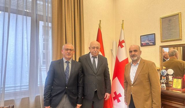 Trabzon’dan Gürcistan’a Taziye Ziyareti: İmperial Hastanesi Yönetimi Başkonsoloslukta