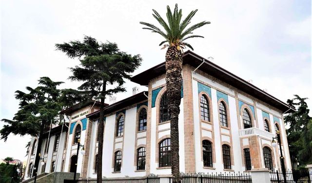 Trabzon Valiliği'nden fındık fabrikasındaki yangına ilişkin açıklama