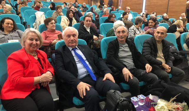 Trabzon’da Türkü Şöleni! Battal Macar’dan Unutulmaz Gece