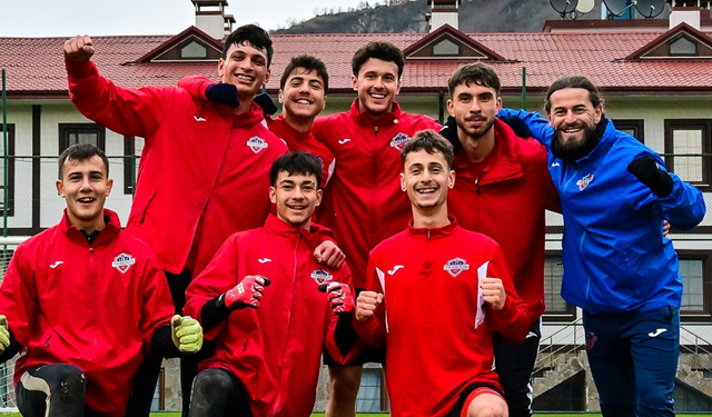 1461 Trabzon’a Maç Oynamadan 3 Puan! Gençler Umut Veriyor