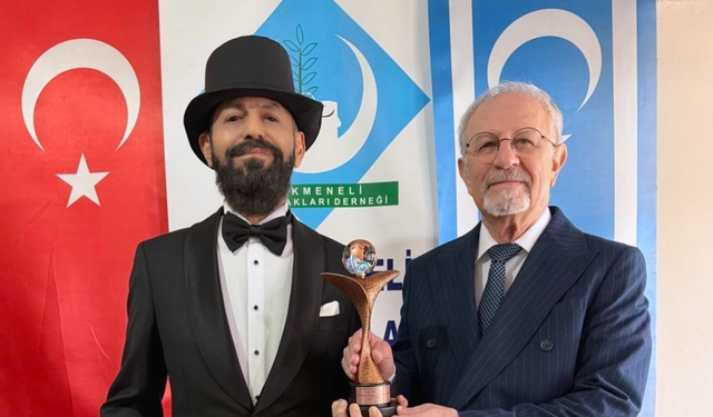 Barış aktivisti Akif Manaf ödüllerine bir yenisini ekledi: Küresel mesaj dikkat çekti