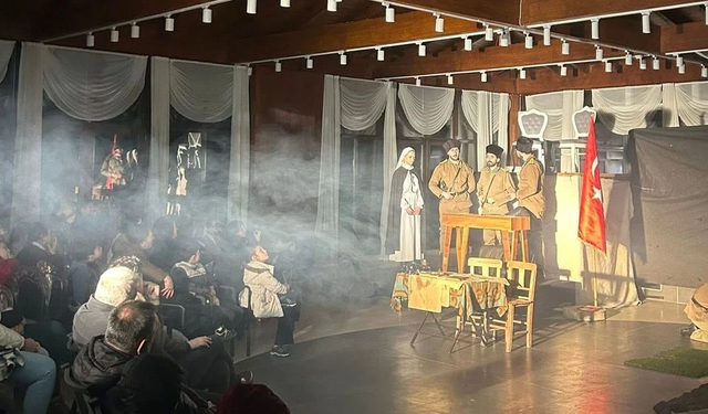 Kemalpaşa’da Çanakkale Ruhu Sahneye Taşındı