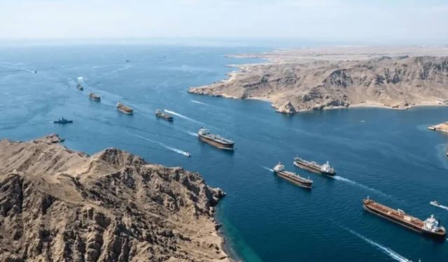 OPEC+ Hamlesi Petrolü Sarsabilir: Hürmüz Açılırsa Ne Olacak