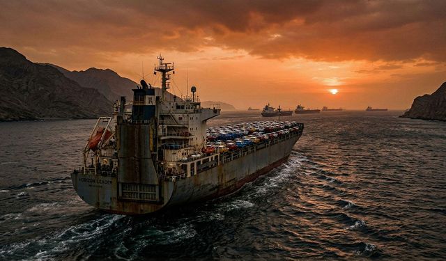 Küresel Lojistik Krizi Kapıda: Araç Fiyatlarında Yeni Zam Sinyali