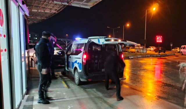 Bafra'da Kanlı Gece: 3 Yaralı, 2 Gözaltı!