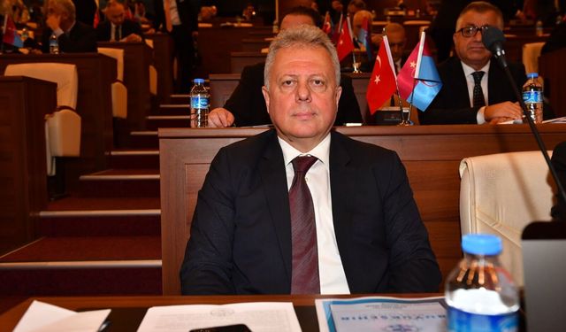 Zorlu’dan Kanca’ya sert yanıt: “Ahlaki çöküşün sorumlusu kim?”