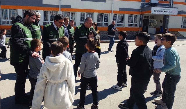 Asarcık'ta öğrencilere Yeşilay bağımlılıkla mücadele eğitimi verdi