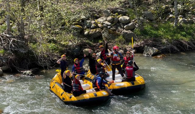 Trabzon'da 'Nehir Rehberliği ve Rafting Eğitimi' düzenlendi