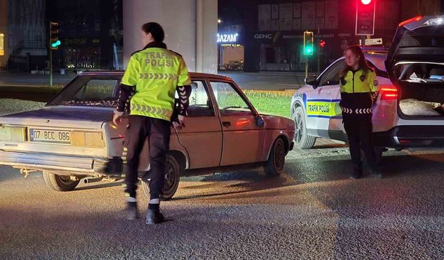 Polisten kaçan alkollü sürücüye 400 bin TL ceza