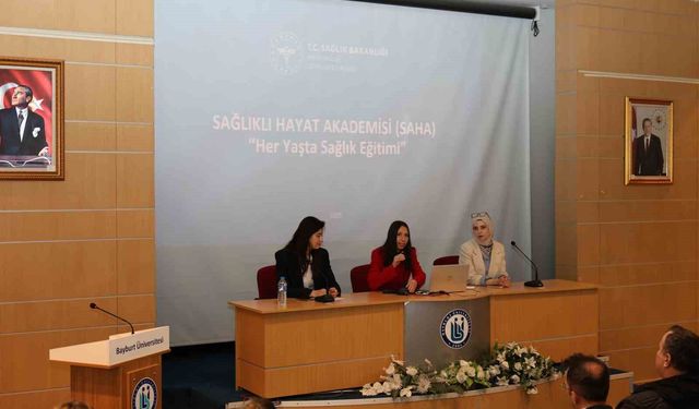 Sağlıklı Hayat Merkezi hizmetleri hemşirelik öğrencilerine tanıtıldı