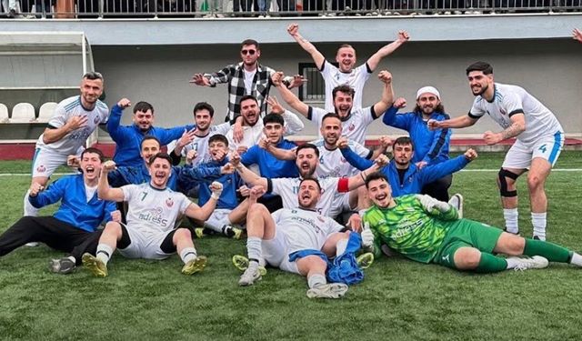 30 Yıllık Hasretin Ardından Yeni Gurur! Arsovosspor Yükselişi Garantiledi