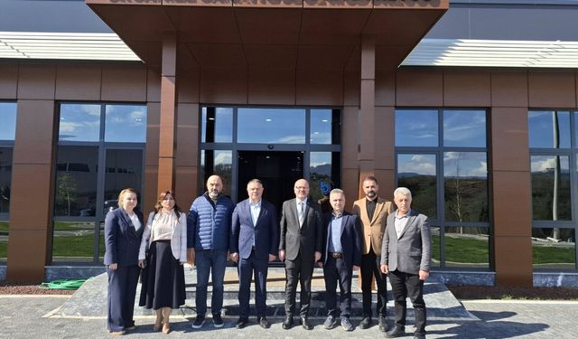 Beşikdüzü OSB’de Yoğun Mesai: MÜSİAD’dan Kritik Ziyaret