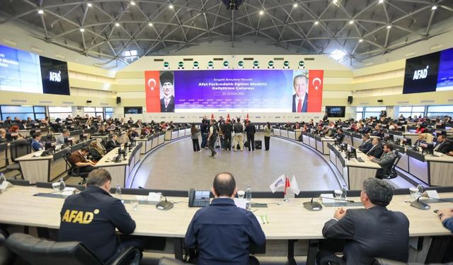 Engelli Bireyler İçin Afet Eğitimi Masaya Yatırıldı