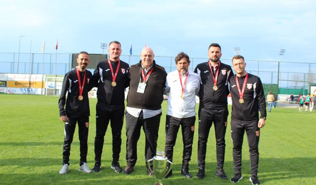 Şampiyonluk Sonrası Kritik Karar! Sebat’ta Karslı İle Devam