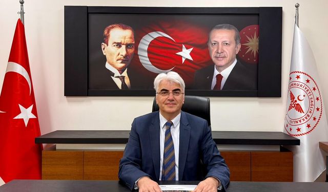 Sürmeneli Prof. Dr. Küçük Başhekim oldu: Kartal ona teslim
