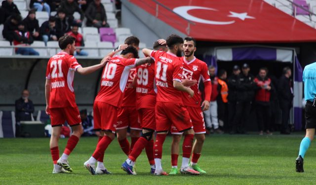 Sebat Gençlikspor şampiyonluğu garantiledi ama sahadaki ciddiyetinden ödün vermedi!