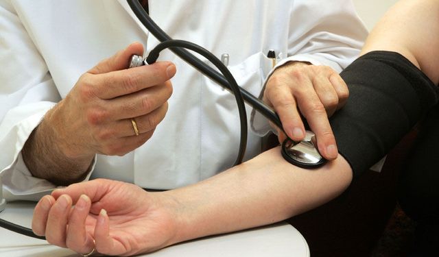 HASTANE BİRİMLERİNE 16 KISIM TIBBİ MALZEME ALIMI