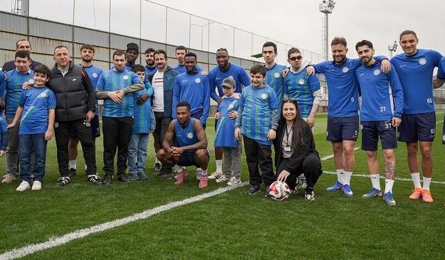 Çaykur Rizespor’dan Dünya Otizm Farkındalık Günü’nde Anlamlı Etkinlik