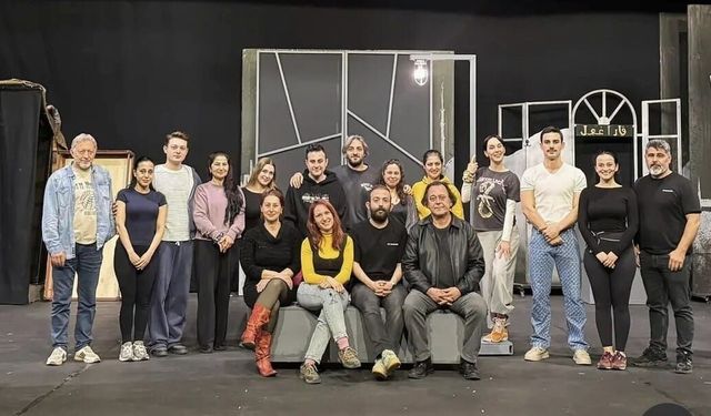 Trabzon Devlet Tiyatrosu’nda “İnsancıklar” prömiyeri