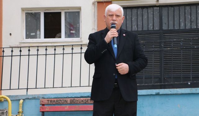 Of’ta İstiklal Marşı töreninde öğrencilere anlamlı mesaj