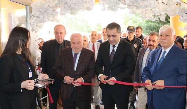 Of’ta Hayat Boyu Öğrenme Sergisi Yoğun İlgi Gördü