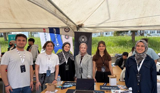 Samsun Emniyeti ile OMÜ SİBERAY Topluluğu öğrencileri bilgilendirdi