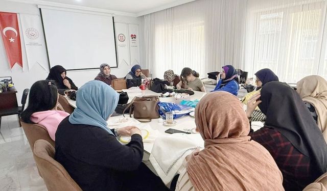 Bayburt'ta aile değerleri üzerine program düzenlendi