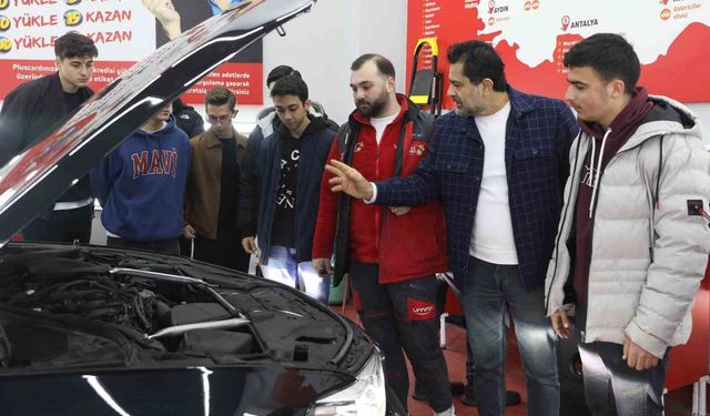 Gençlere meslek kapısı: Samsun'da 'Oto Ekspertiz Kursu' başladı