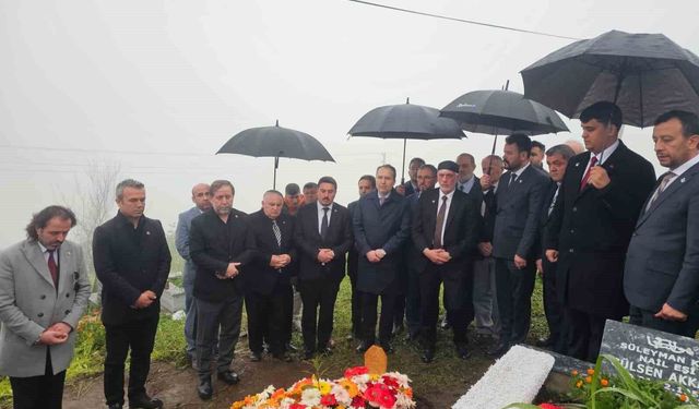 Giresun'da öldürülen genç başkan için Erbakan'dan taziye ziyareti