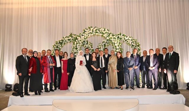 Trabzon Bu Düğünü Konuşuyor! Merve ve Berk’in Mutluluğuna Protokol Akın Etti