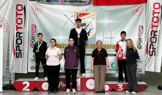 Trabzonlu Sporculardan Mersin’de Madalya Yağmuru