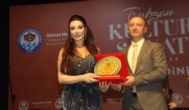 Trabzon’da Sanat Dolu Gece! Umut Akyürek’ten Duygusal Mesaj