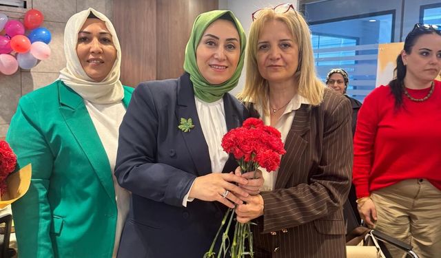 Ayfer Cihan’dan Anneler Günü’nde Duygulandıran Ziyaret