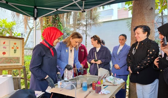 Gülbahar Hatun Trabzon’da Ebru Sanatı Etkinliğiyle Anıldı