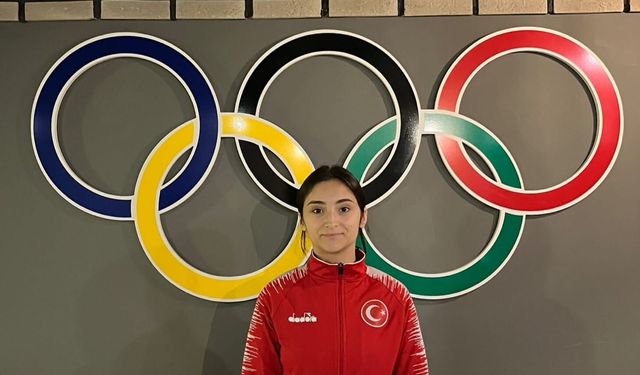 Düzköy’ün Altın Kızı Ahsen Yıldırım Rusya’da Madalya İçin Tatamiye Çıkacak