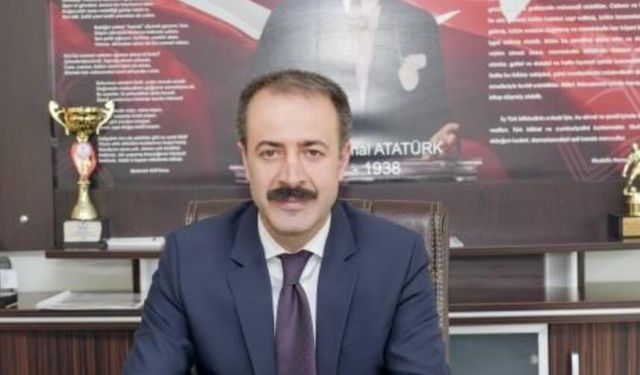 Akçaabat Fen Lisesi’nde Yönetim Krizi: Velilerden Müdür İçin Göreve İade Çağrısı