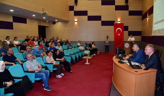 Vali Aziz Yıldırım’dan Ağız ve Diş Sağlığı Merkezi’ne Ziyaret