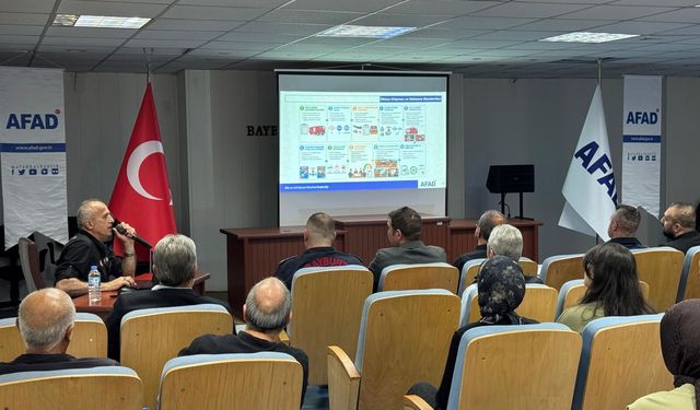 Bayburt'ta orman yangınlarına müdahale ve koordinasyona yönelik eğitim düzenlendi
