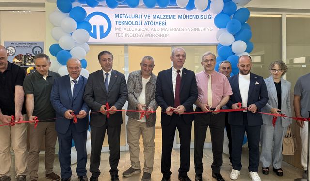 KTÜ Mühendislik Fakültesi'nde 'Teknoloji Atölyesi' açıldı