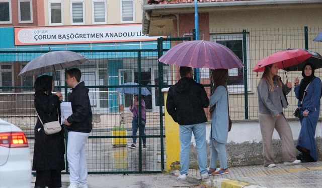 Samsun ve Çorum'da LGS kapsamındaki merkezi sınava 20 bin 229 öğrenci girdi