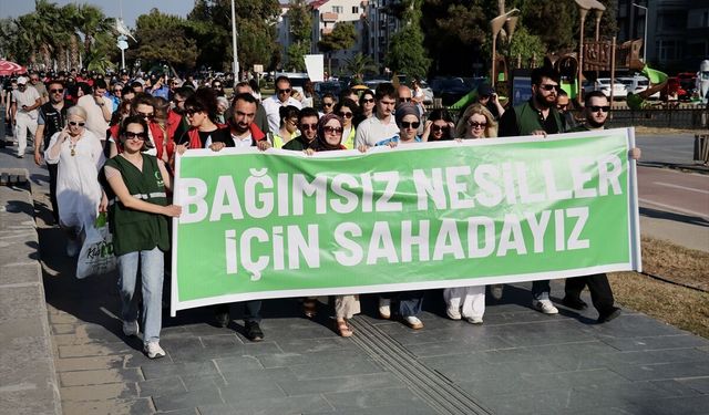 Yeşilay tarafından bağımlılığa karşı farkındalık yürüyüşü gerçekleştirildi