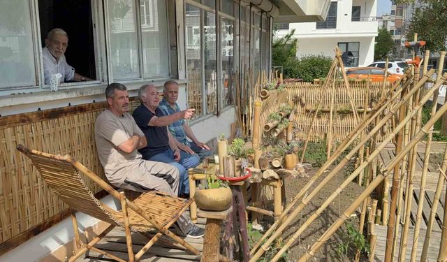 27 yıllık sağlıkçı bambuyu sanat eserlerine dönüştürüyor