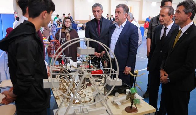 Bayburt'ta Mesleki ve Teknik Eğitim Fuarı düzenlendi