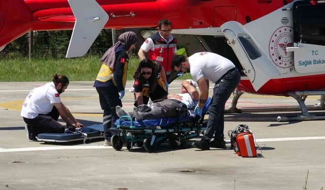 Kalp krizinde zamana karşı yarış: Hasta, ambulans helikopterle Samsun'a sevk edildi