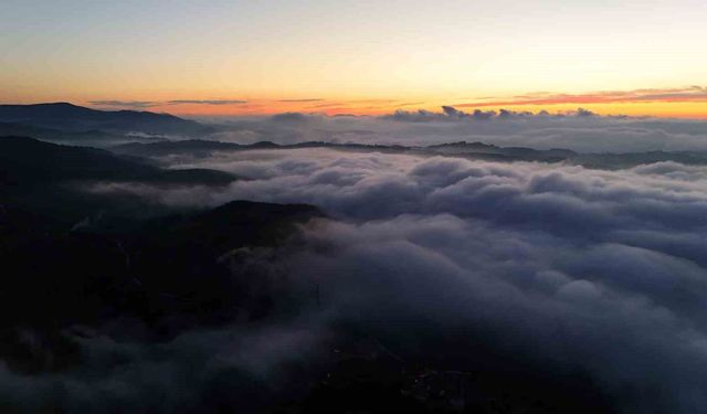 Ordu'da sis bulutları ve günbatımı görsel şölen sundu