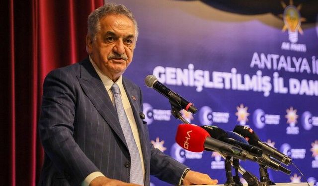 "Milletin Durduğu Yerdeyiz ama Kimliğimiz Var" ‘Yönümüz değişmez’